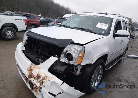 2011 GMC Yukon Denali z USA, uszkodzony, nr VIN 1GKS2EEF3BR397011